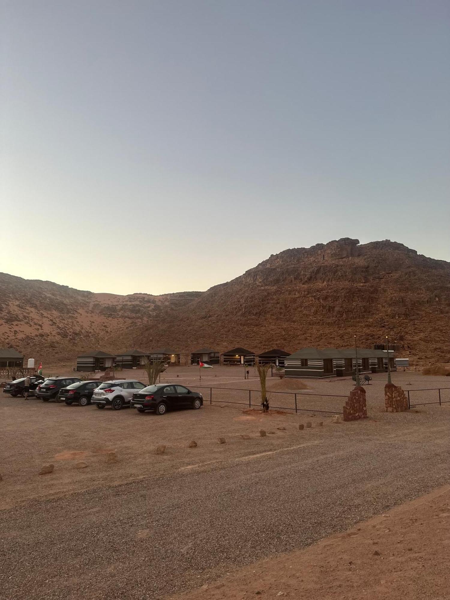 מלון וואדי רם Rayyan Bedouin Life Camp מראה חיצוני תמונה